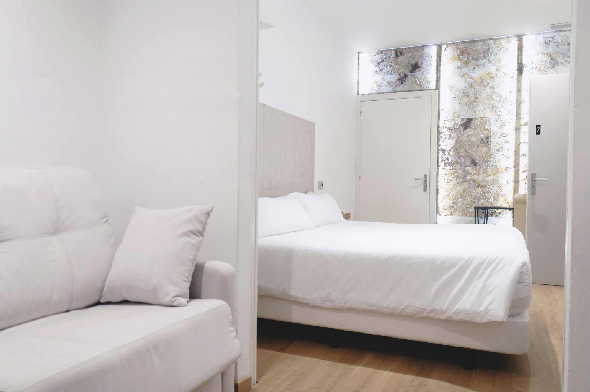 Hotel Cosmopolitan Boutique Rambla Barcelona Exteriér fotografie
